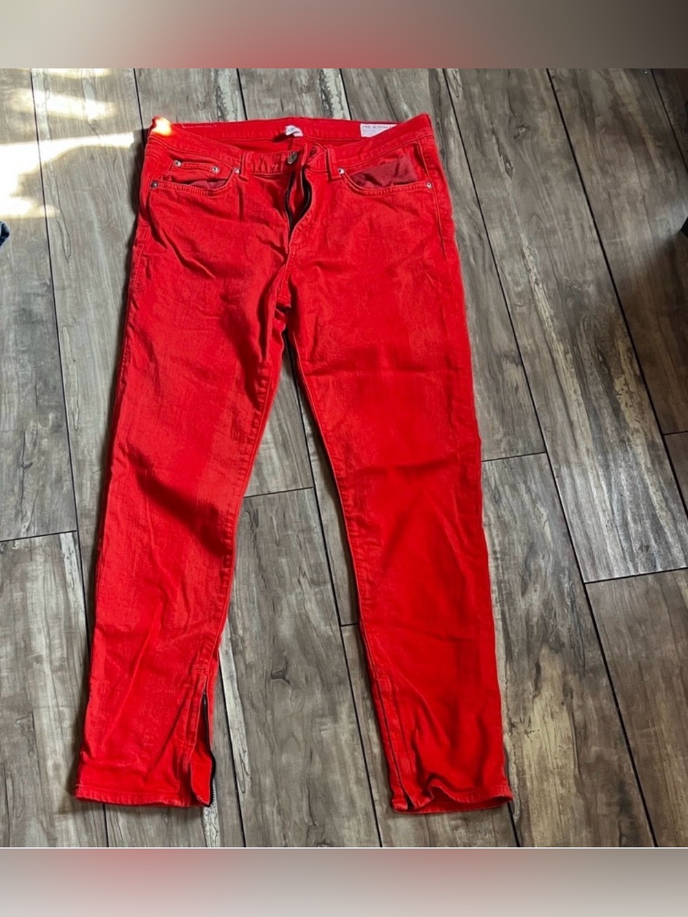 Rag & Bone Zipper Capri style jeans